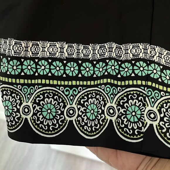 Christopher & Banks Signature Slimming Capri Teal & Citron Medallion Floral Trim - Picture 2 of 9